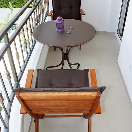 Apartmán Adriona With Parking Makarská