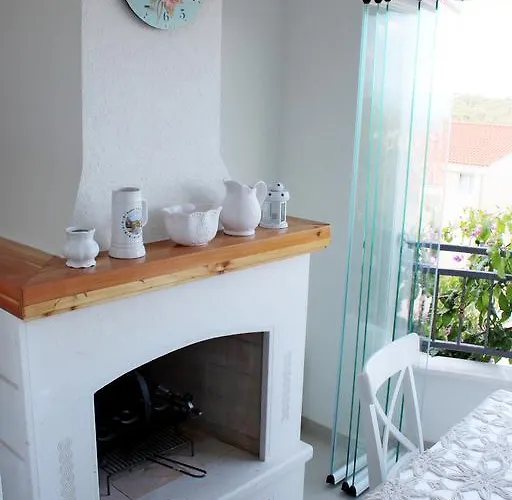 דירה Adriona With Parking