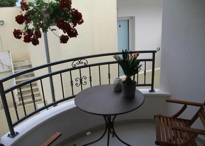 Adriona With Parking *