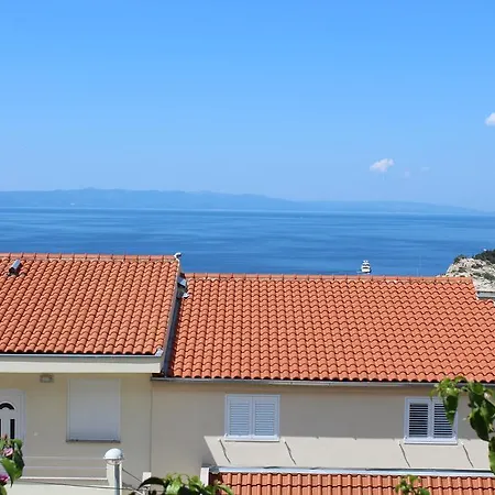 Appartement Adriona With Parking