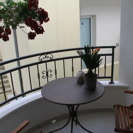 Adriona With Parking *