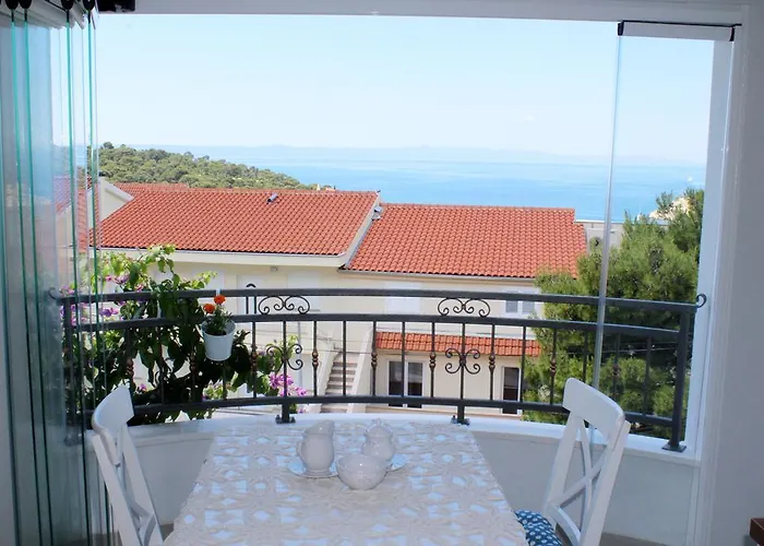 Adriona With Parking Makarska