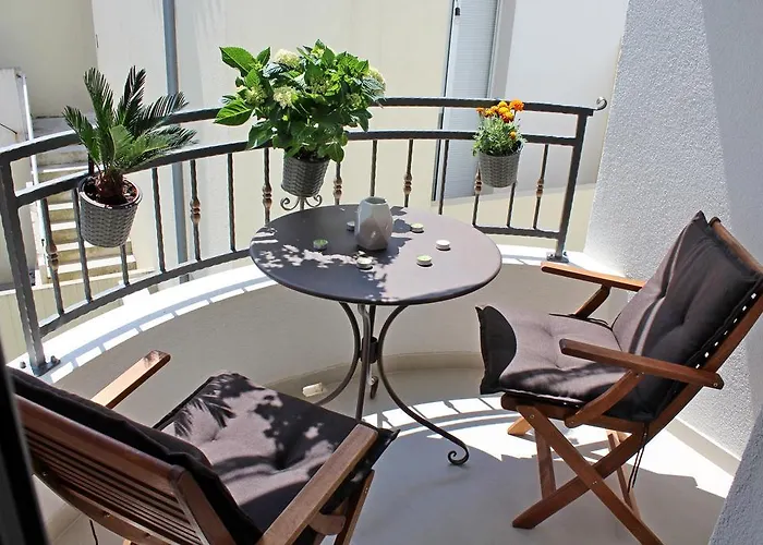 Appartamento Adriona With Parking Makarska