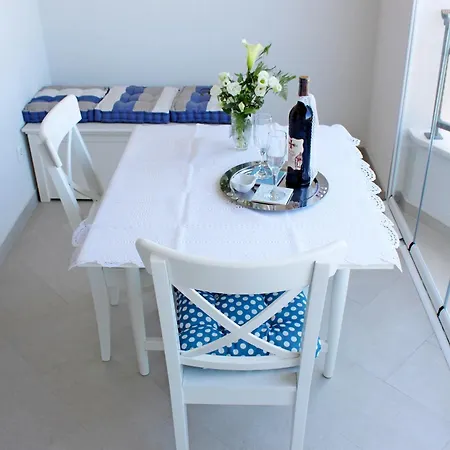 Apartment Adriona With Parking