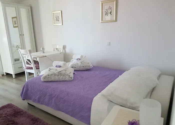 Adriona With Parking *